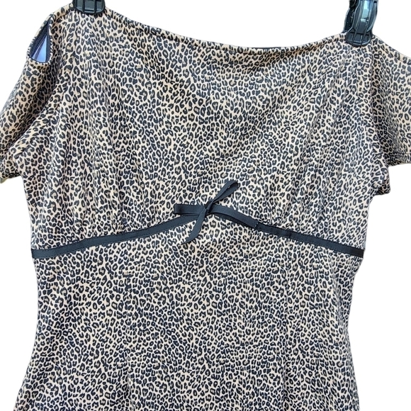 NWT Bettie Page sz 4 Queen of Pinups animal Cheetah print off shoulder dress - Picture 6 of 15